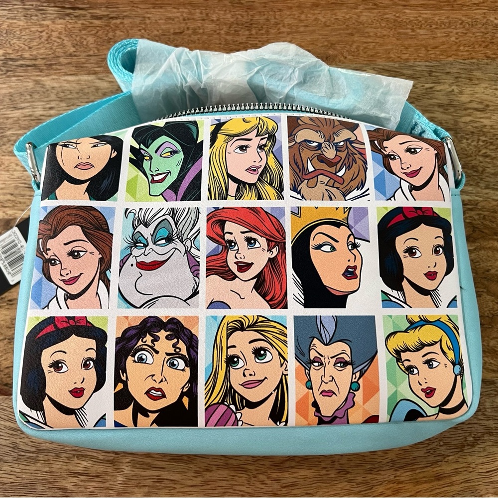Disney Princesses and Villains Expressions Crossbody Bag New NWT - Picture 2 of 5